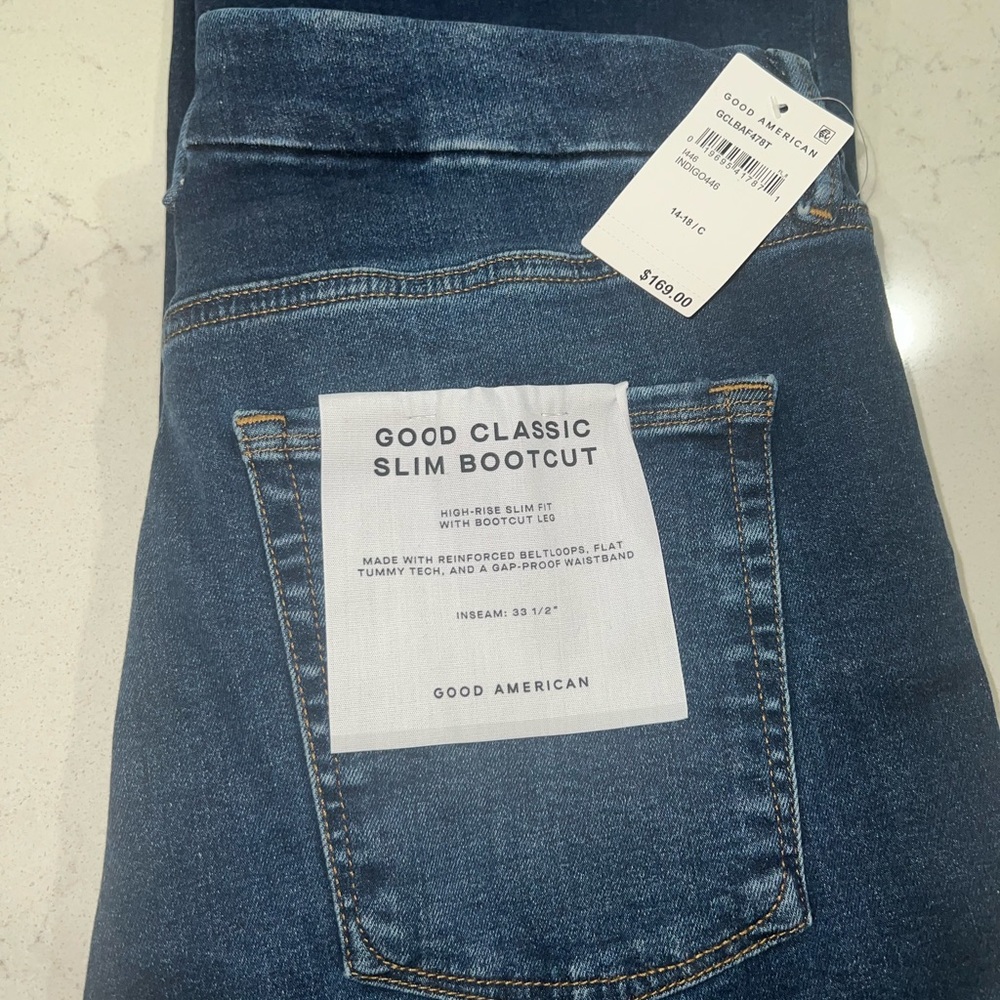 NWT Good American Always Fits Slim Bootcut Denim Size 14-18